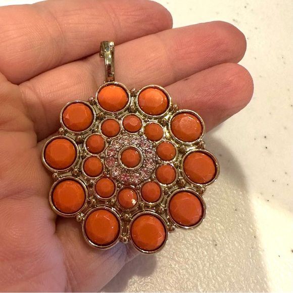 Premier Designs Statement Necklace jeweled w/ removable pendant ( pin/ brooch) - Picture 10 of 15